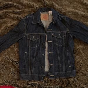 Levi’s denim trucker jacket
